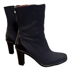 Donald J Pliner Italian Made Sport Travel Black Heeled Boots Size 9.5